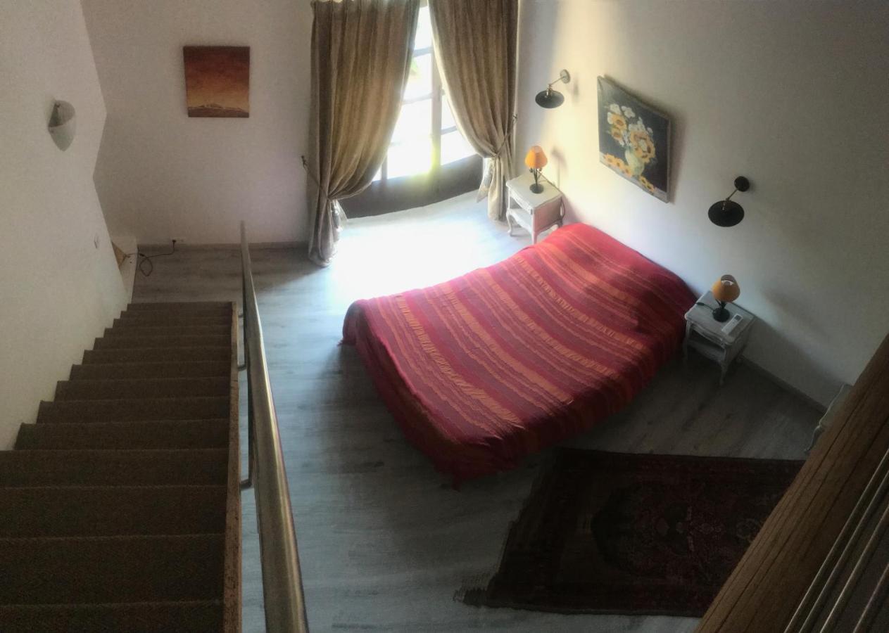 Chambres D Hotes De Charme Dans Mas La Souvine Du 17Eme, Chambres Climatisees Bédarrides Exterior foto