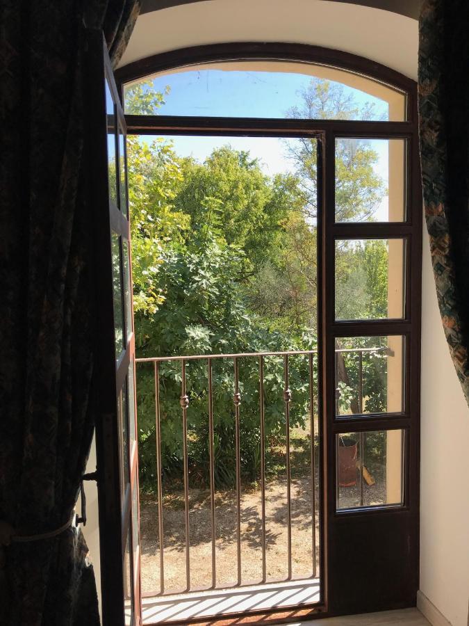 Chambres D Hotes De Charme Dans Mas La Souvine Du 17Eme, Chambres Climatisees Bédarrides Exterior foto